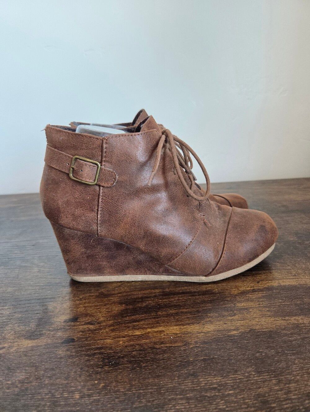 Maurices Cheri Lace Up Wedge Bootie Ankle Boot Brown Boho Indie Size 8 *flawed*